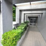(玄関)